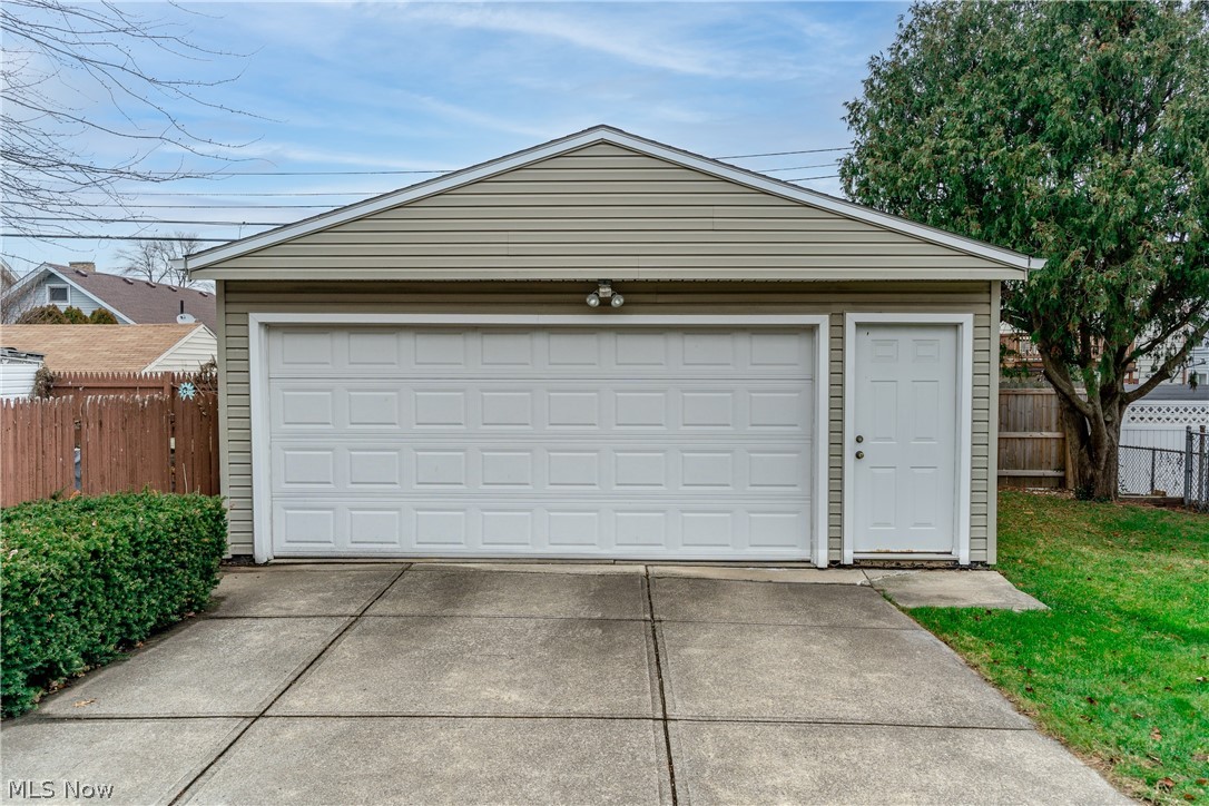 Fairwood Heights - Residential