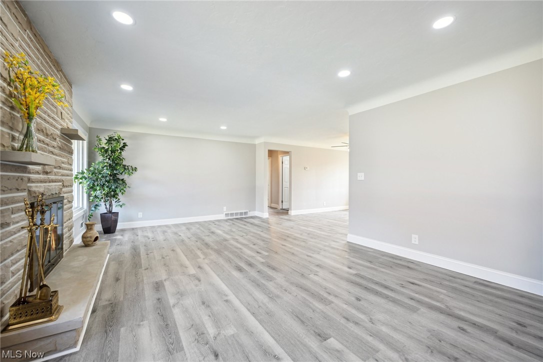 Briar-Cliff 06 - Residential