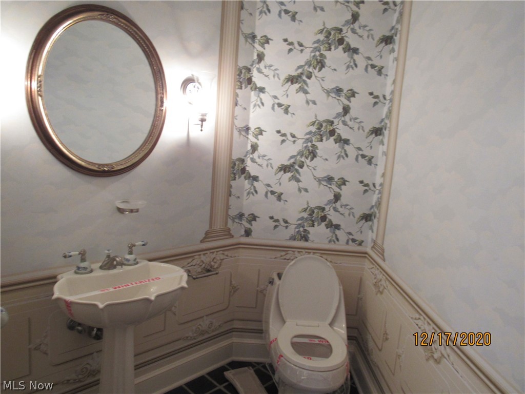 Deer Lake Estate - Residential