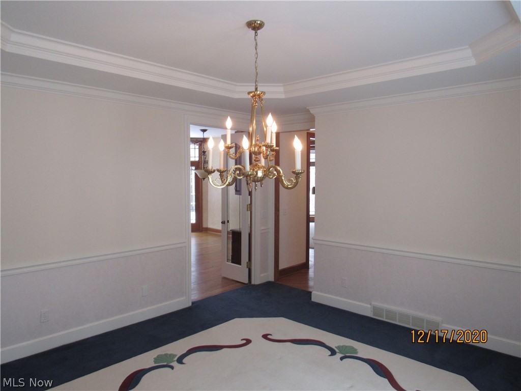 Deer Lake Estate - Residential