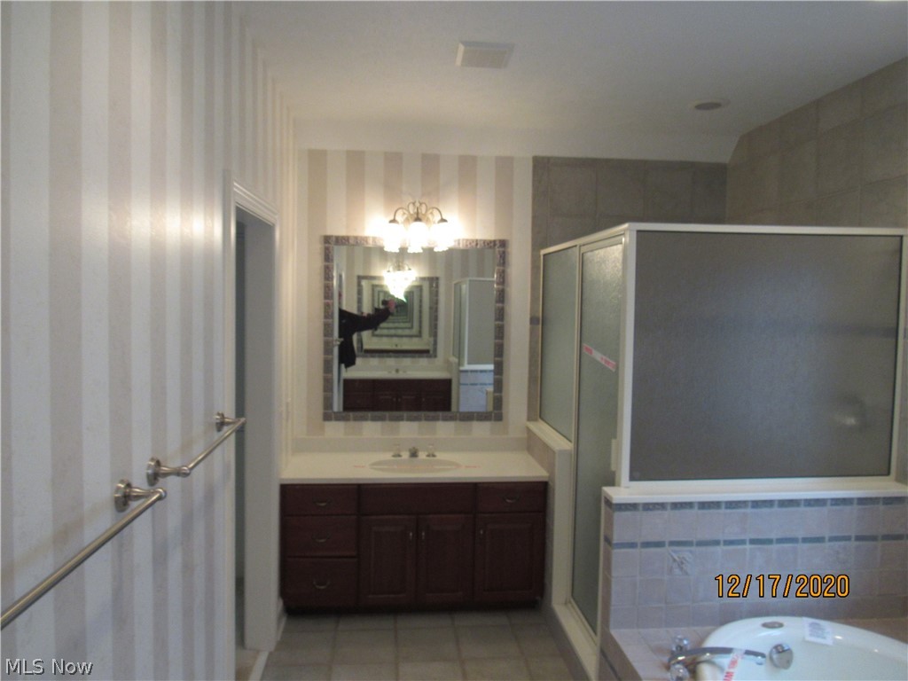 Deer Lake Estate - Residential