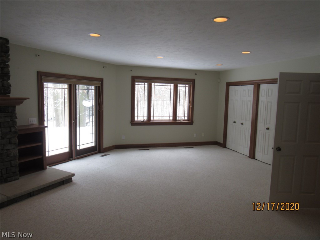 Deer Lake Estate - Residential