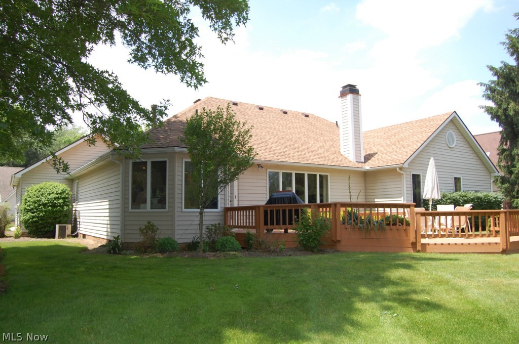 Village Crystal Lakes Condo - Residential