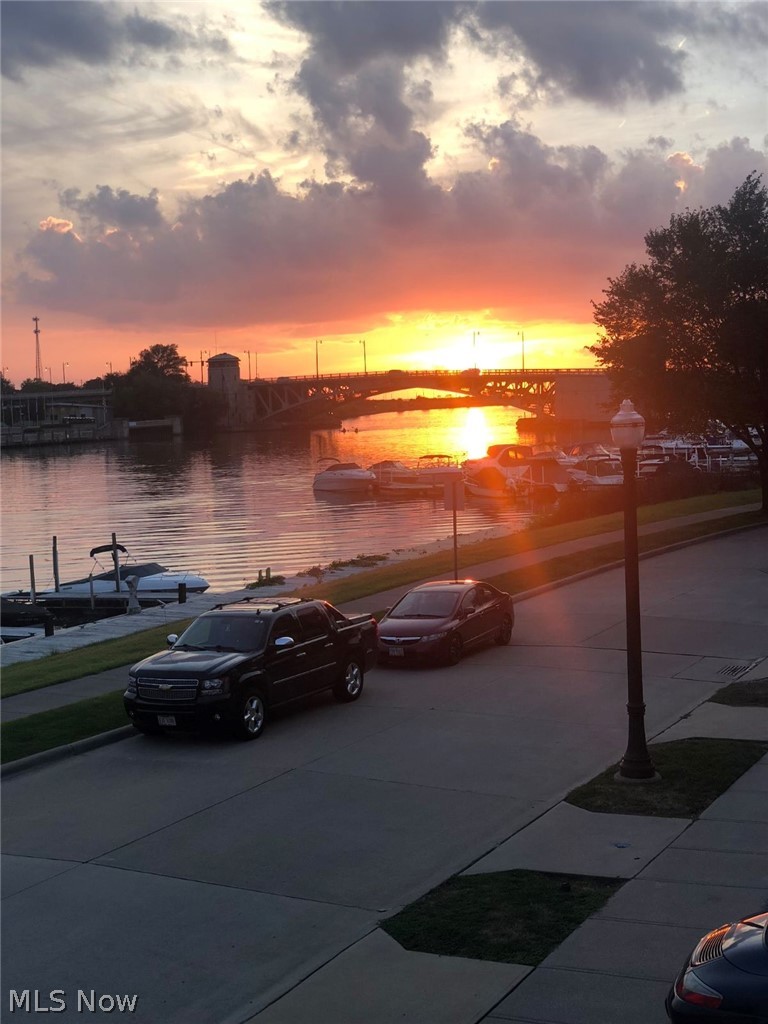 Harbor Walk - Residential