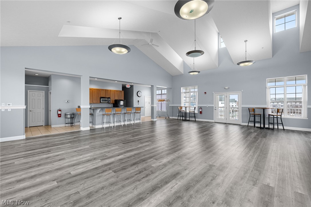 Harbor Walk - Residential