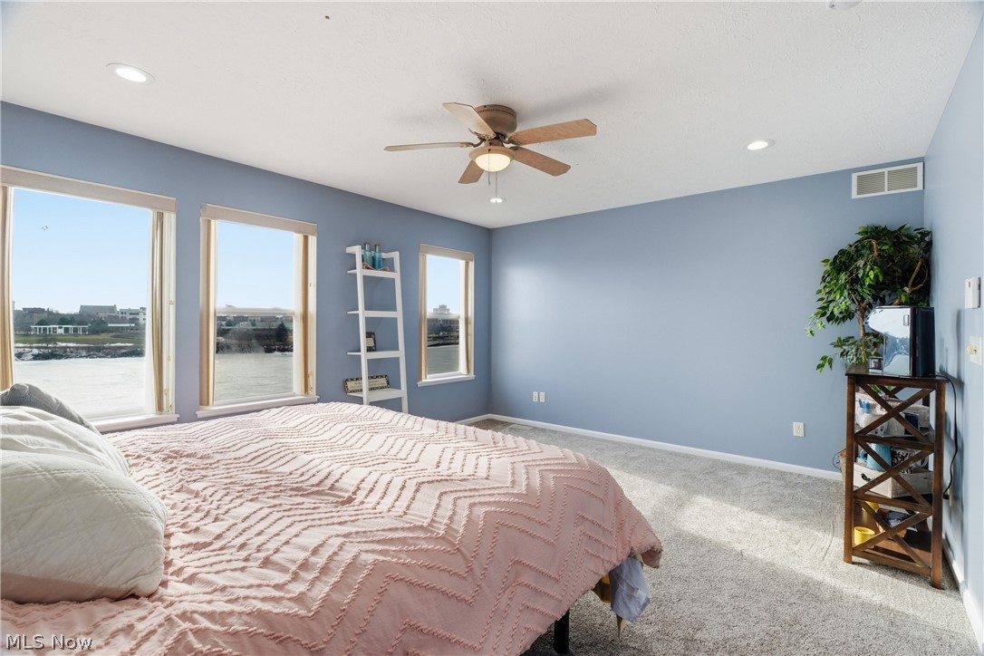 Harbor Walk - Residential