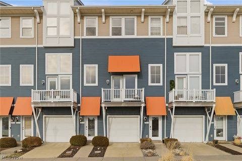 Townhouse For Sale - 323 Arizona Avenue<br/> Lorain County, Lorain, OH 44052