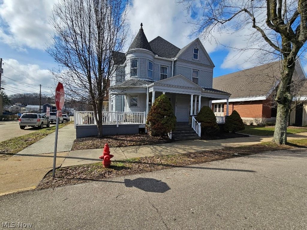 Photo of 200 N Main Street, Minerva, OH 44657 (MLS # 5192618)