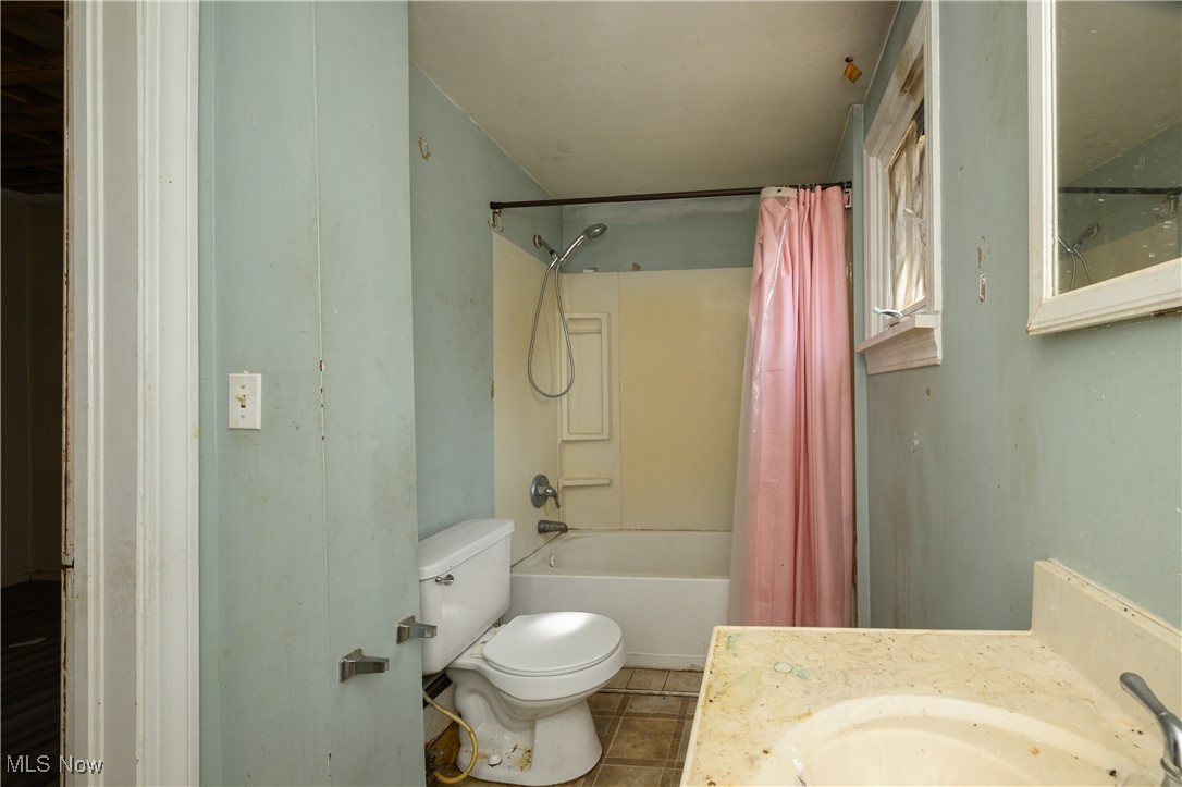 Village/Canal Fulton - Residential