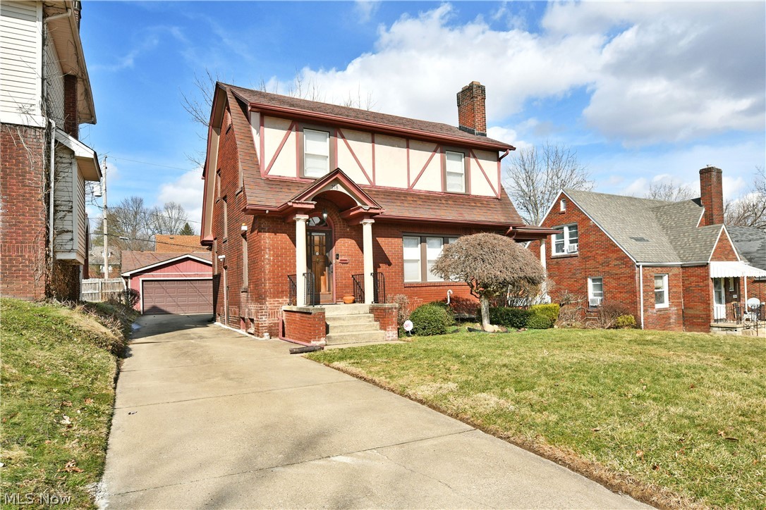 Robert Mccurdy Estate Co - Residential