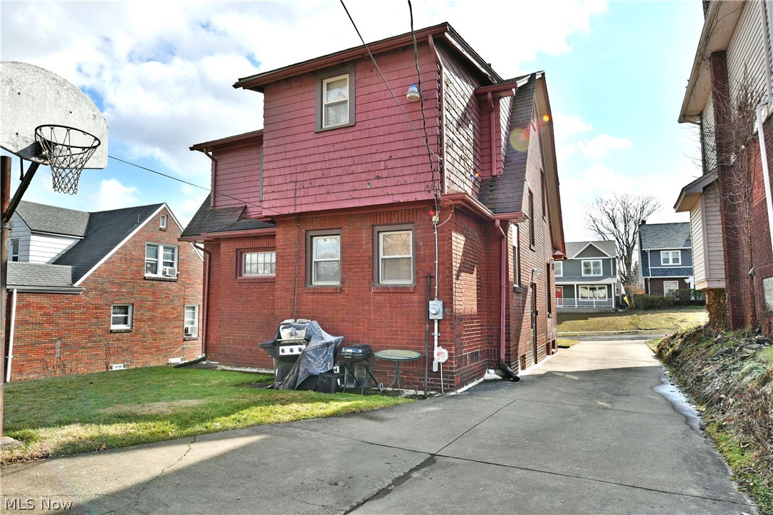 Robert Mccurdy Estate Co - Residential