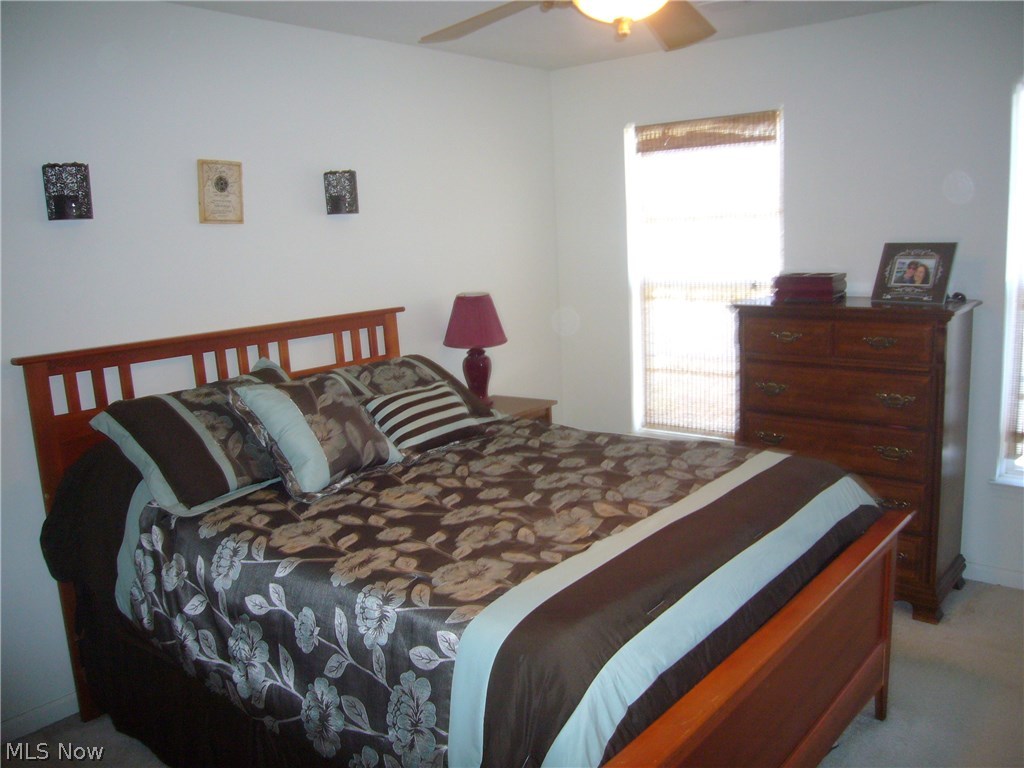 Willoughby Xing Condo Ph 04 - Residential