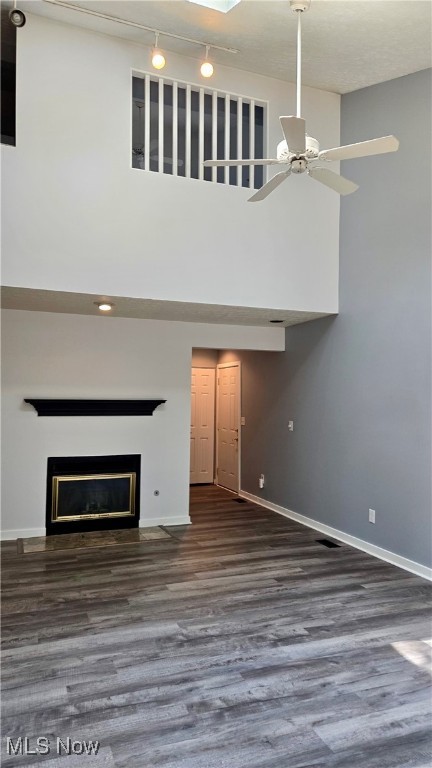 1369 Bobby Lane