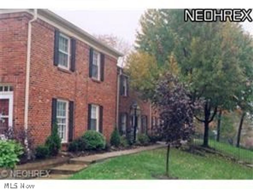 BEAUTIFUL COMPLETELY REMODELED 2nd FLOOR CONDO IN GEORGETOWN CONDOMINIUMS. THIS CONDO CONSISTS OF OPEN FLOOR LIVING PLAN WITH BEAUTIFUL MAHOGONY LAMINATE FLOORING THROUGH OUT THE MAIN AREA. 3 BEDROOMS AND 2 FULL BATHS. MASTER BEDROOM HAS 2 CLOSETS-ONE WALK IN. PRIVATE PATIO FOR ENTERTAINING AND RELAXING DURING THE SUMMER. ASSOCIATION FEES INCLUDE- WATER, TRASH, SEWER, GAS FOR HEAT, MAINT., PROPERTY MANAGEMENT, SNOW REMOVAL AND LANDSCAPING. ENJOY THE SUMMER MONTHS RELAXING AT THE POOL AND BARBECUING WITH YOUR FRIENDS. PLAY TENNIS AT THE TENNIS COURT ON SITE. GEORGETOWN CONDOMINIUMS ARE LOCATED MINUTES FROM 77 NORTH AND A COUPLE MILES FROM HIGHLAND SQUARE. CLOSE TO SHOPPING AND AREA RESTAURANTS. COME TAKE A LOOK AT THIS BEAUTIFUL CONDO TODAY BEFORE IT'S GONE. DON'T MISS OUT ON THIS RARE OPPORTUNITY TO OWN A COMPLETELY RENOVATED RANCH STYLE 3 BEDROOM CONDO. AGENT OWNED PROPERTY