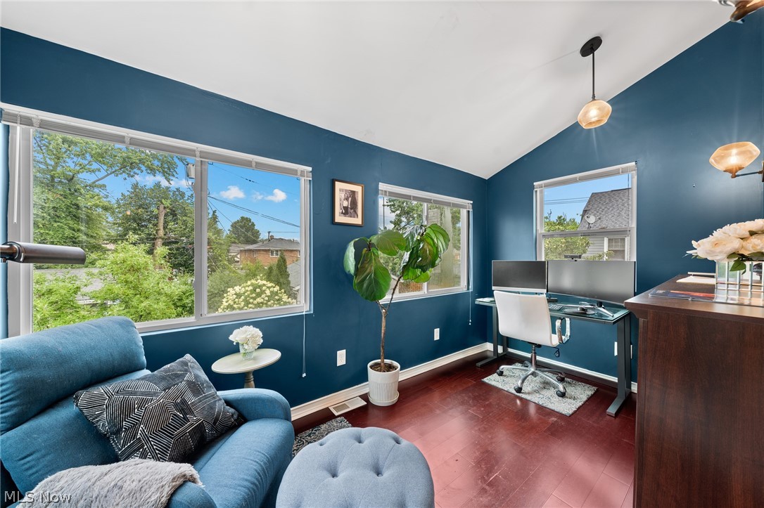 Rapid Transit Land Cos 19 - Residential