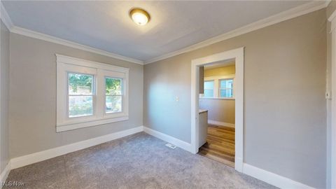 Tiny photo for 3043 W 105th Street, Cleveland, OH 44111 (MLS # 5179535)