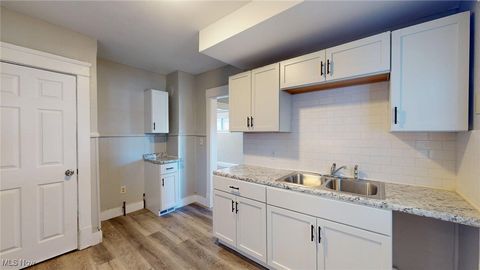 Tiny photo for 3043 W 105th Street, Cleveland, OH 44111 (MLS # 5179535)