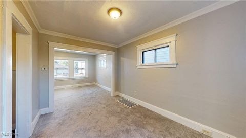 Tiny photo for 3043 W 105th Street, Cleveland, OH 44111 (MLS # 5179535)