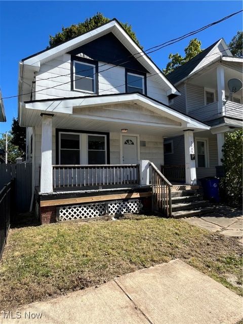 Tiny photo for 3043 W 105th Street, Cleveland, OH 44111 (MLS # 5179535)