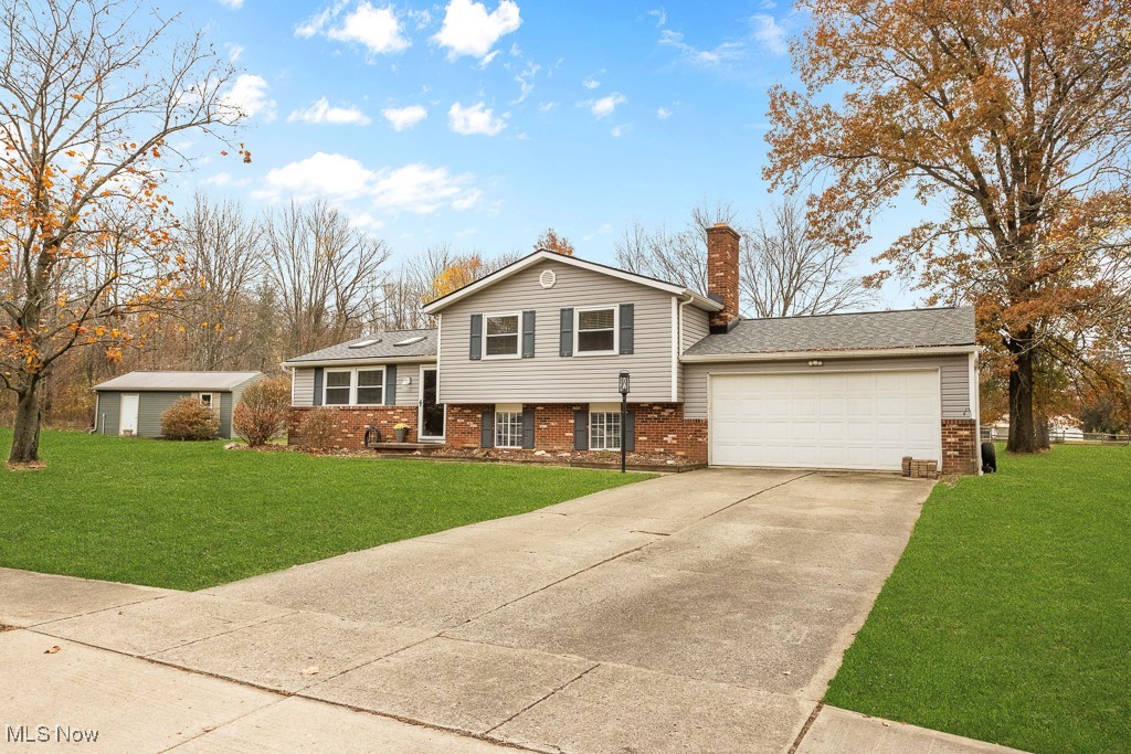 4381 Galaxy Drive, Stow, Ohio image 3