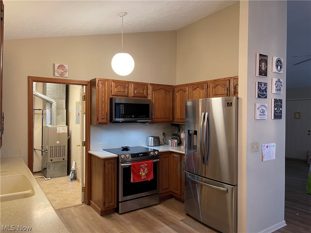 Avon Woods Condo - Residential