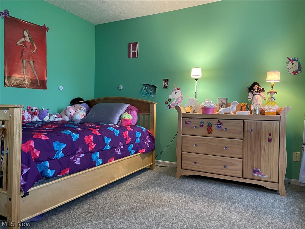 Avon Woods Condo - Residential