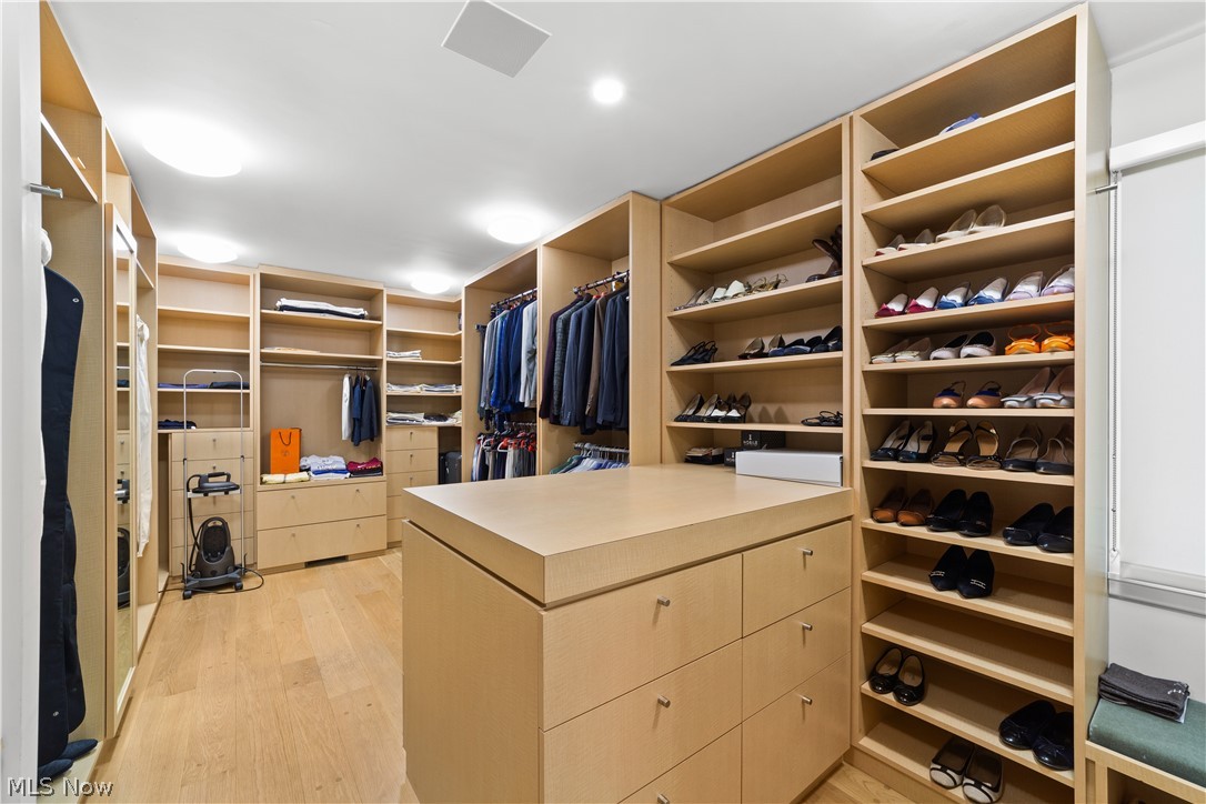 Vansweringen Companys 27 - Residential