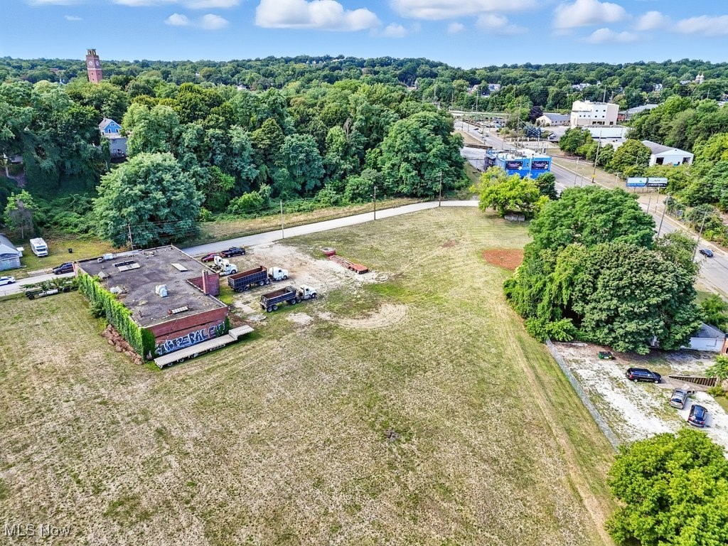 Motz - Commercial Sale