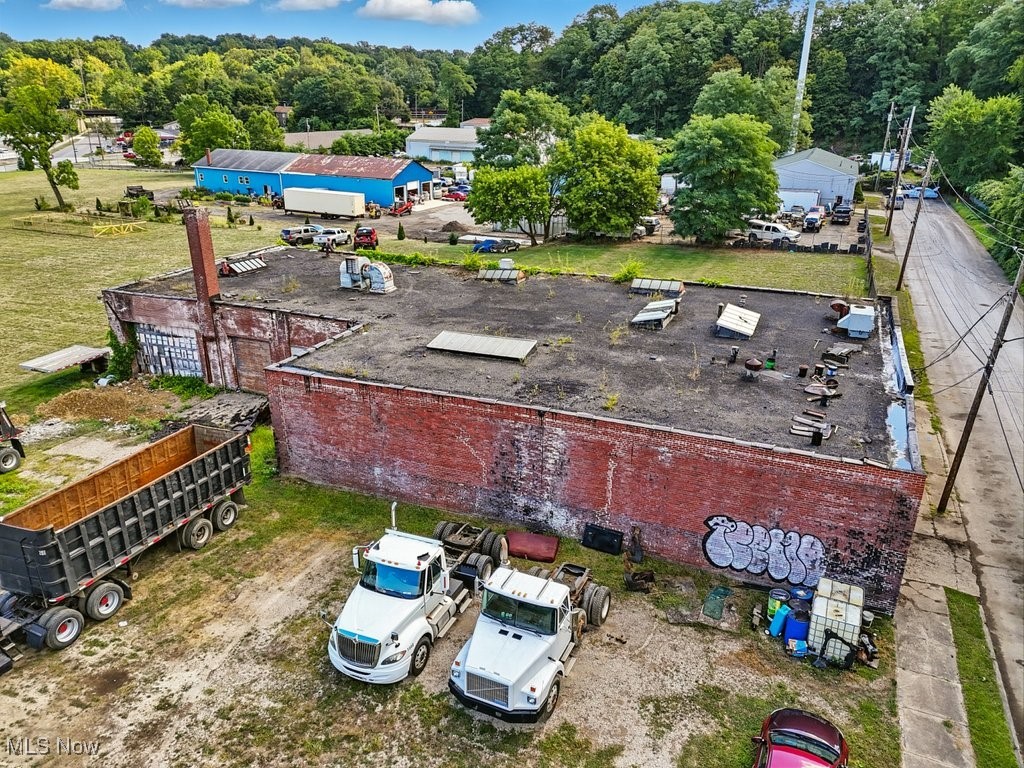 Motz - Commercial Sale