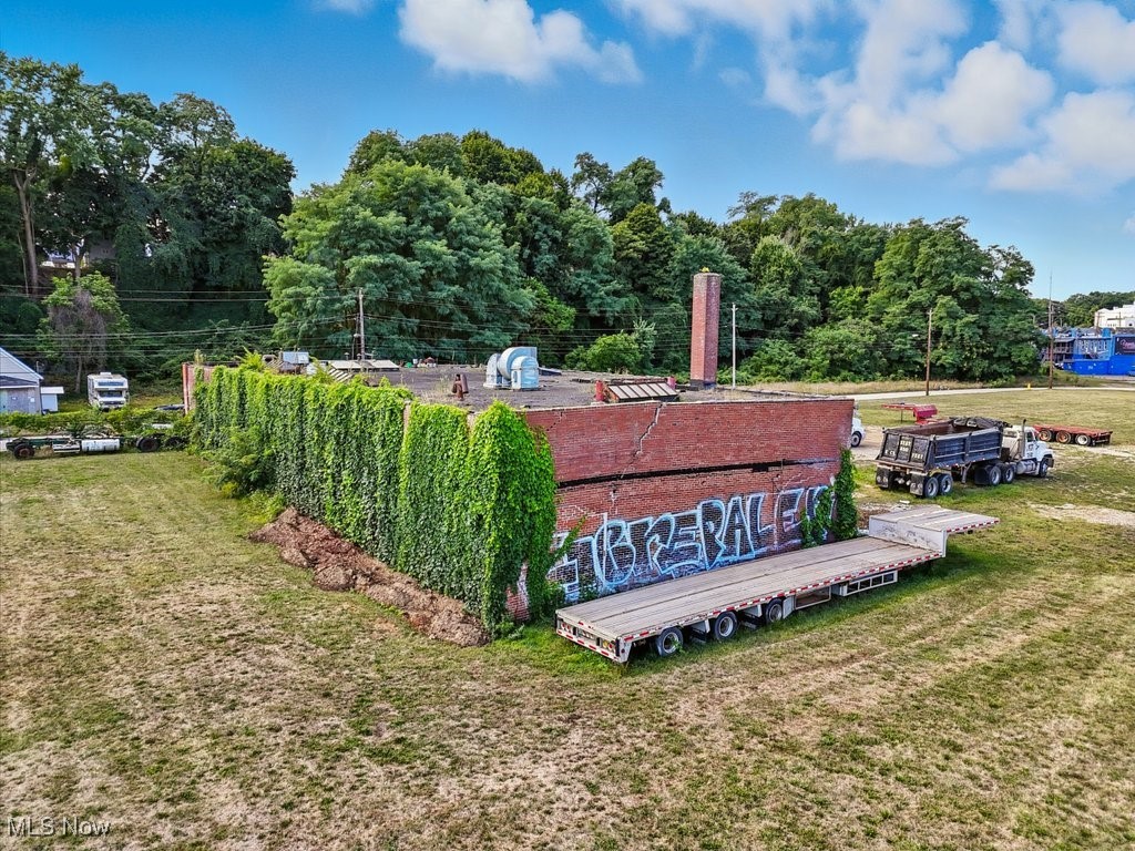 Motz - Commercial Sale