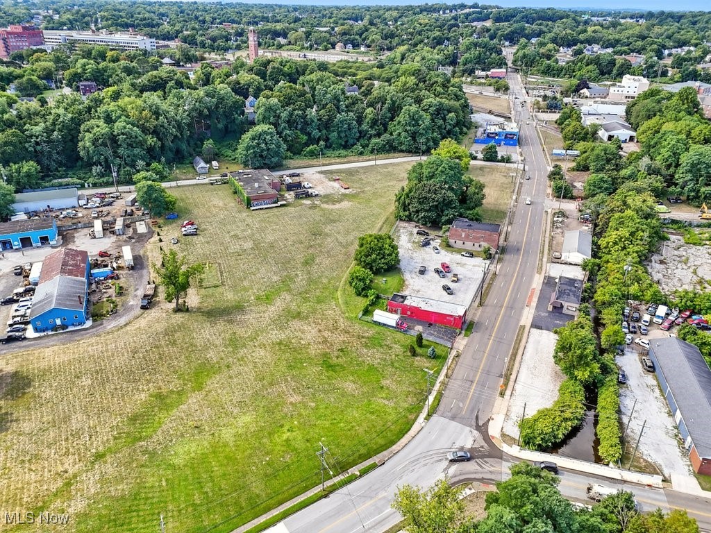 Motz - Commercial Sale