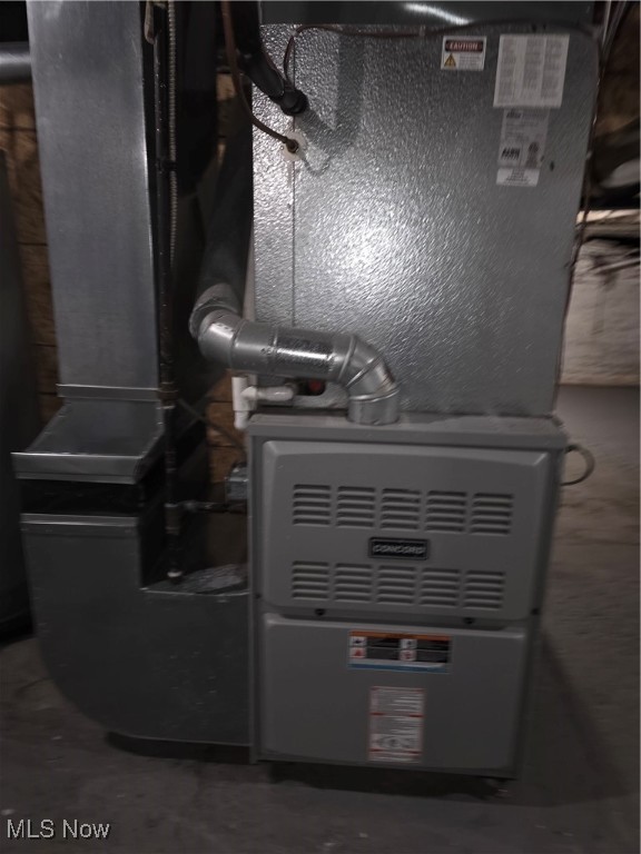 D Z Herrs - Commercial Sale