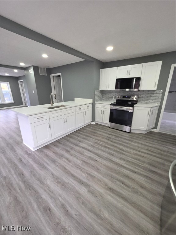 D Z Herrs - Commercial Sale