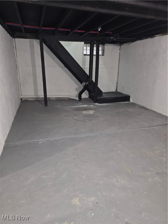 D Z Herrs - Commercial Sale