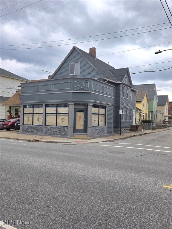 D Z Herrs - Commercial Sale