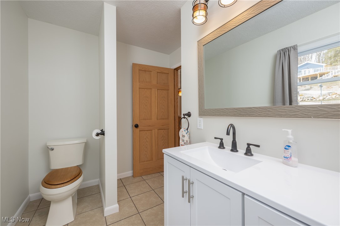 268 Cheyenne Trail, Malvern, Ohio image 32