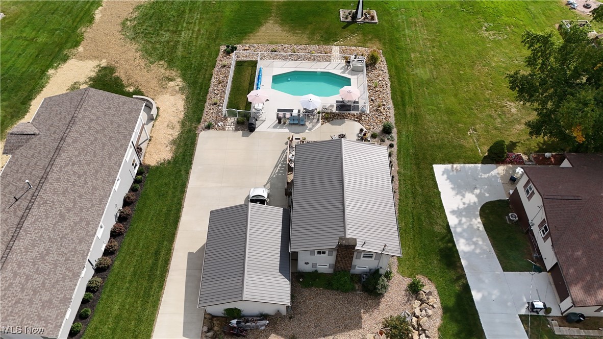 268 Cheyenne Trail, Malvern, Ohio image 2