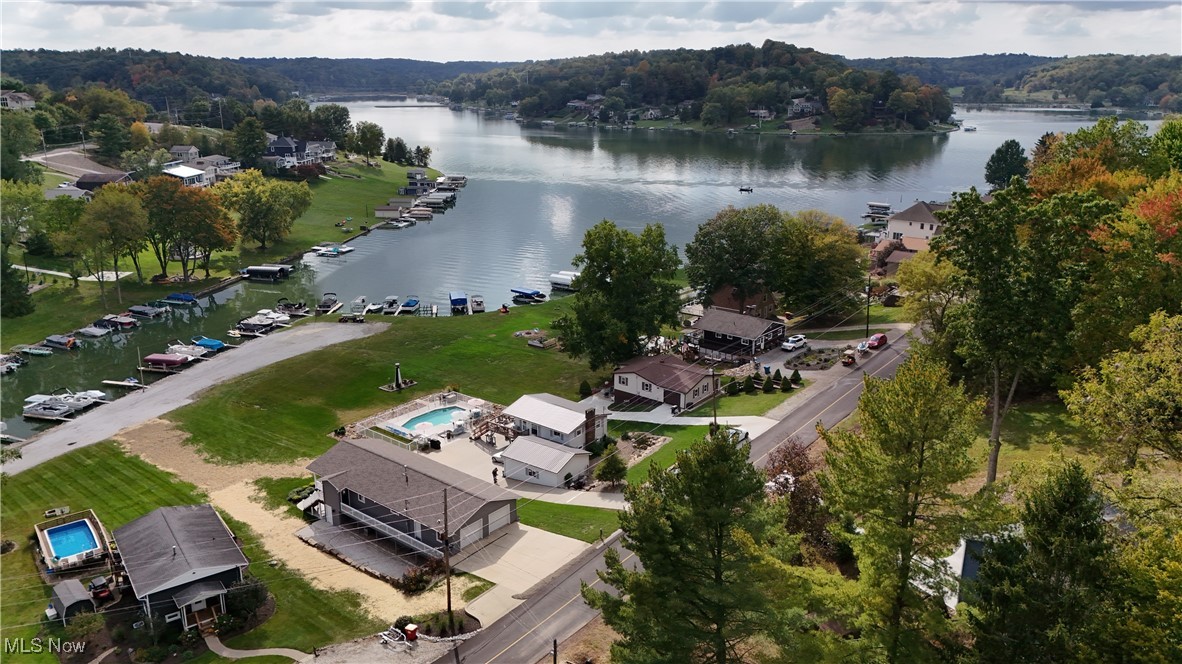 268 Cheyenne Trail, Malvern, Ohio image 6