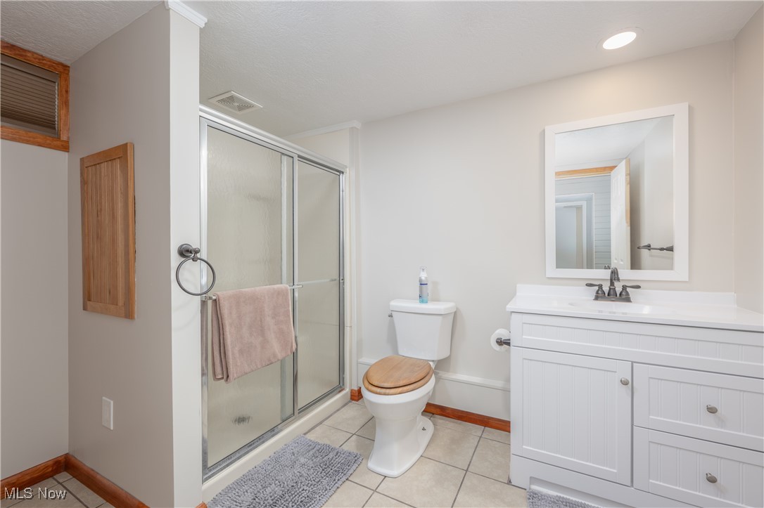268 Cheyenne Trail, Malvern, Ohio image 22