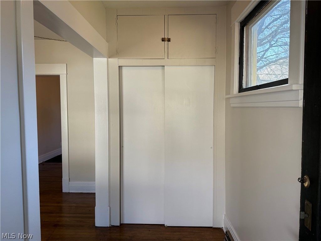 Photo of 110 S 8th Street, Martins Ferry, OH 43935 (MLS # 5195814)