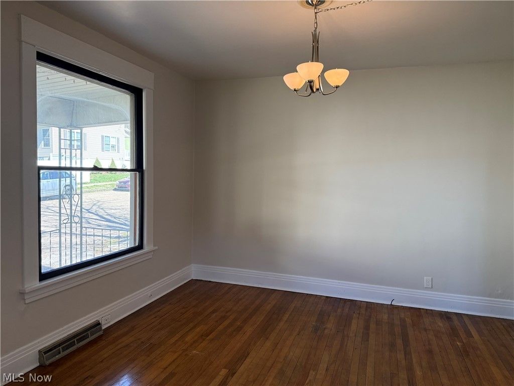 Photo of 110 S 8th Street, Martins Ferry, OH 43935 (MLS # 5195814)