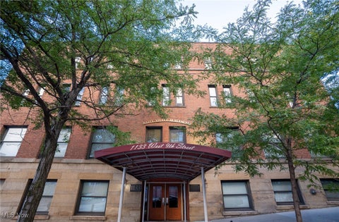Condo For Sale - 1133 W 9th Street #703<br/> Cleveland, OH 44113