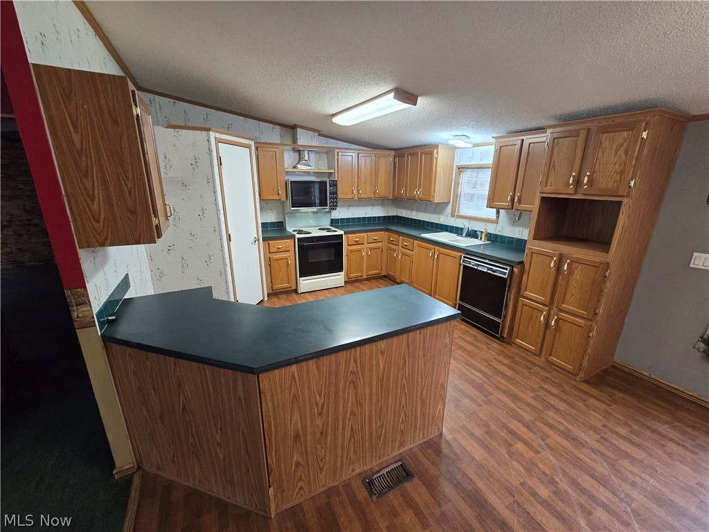 Connecticut Western Reserve - Residential