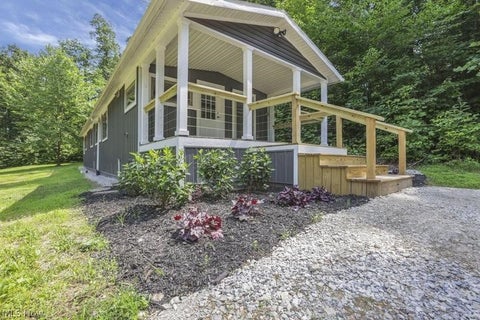 A Hanna HomeFinder account is required to view this listing.