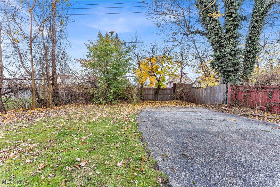 H Clark Fords Sub - Residential Income