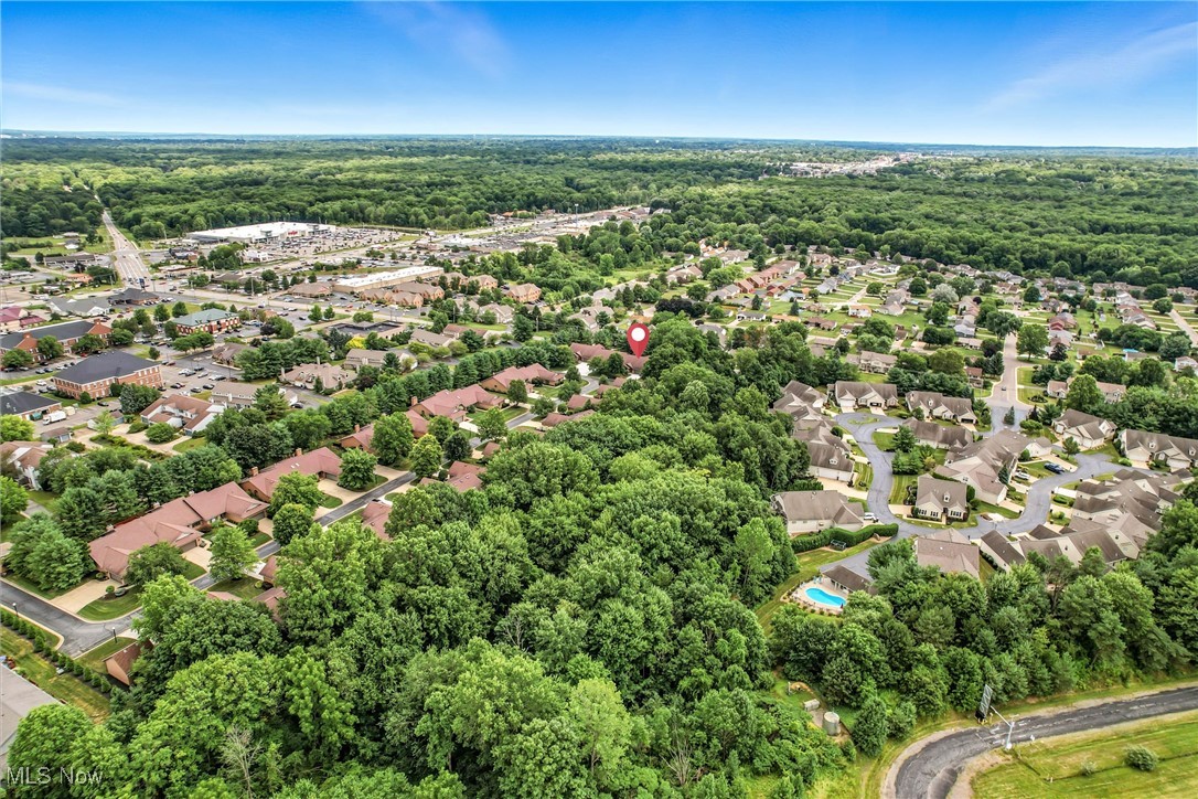 Canfield, Ohio 44406, United States, 3 Bedrooms Bedrooms, ,3 BathroomsBathrooms,Residential,Active,174806