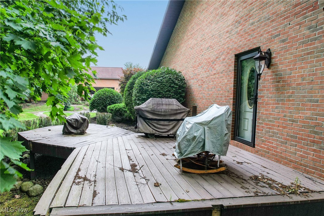 Canfield, Ohio 44406, United States, 3 Bedrooms Bedrooms, ,3 BathroomsBathrooms,Residential,Active,174806