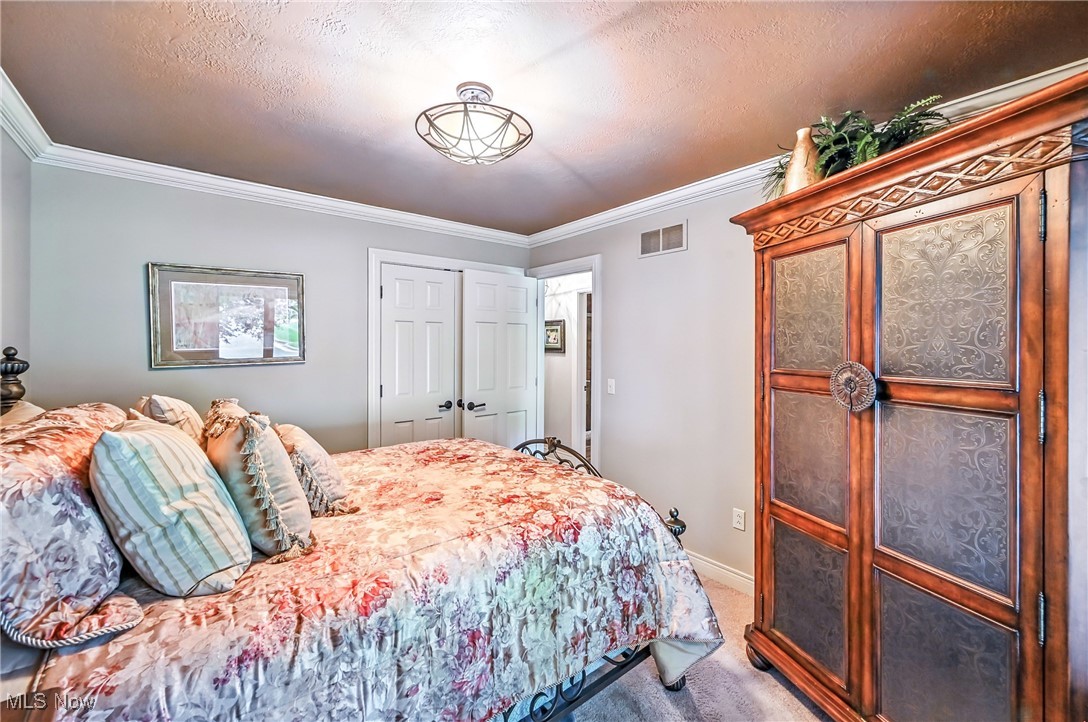 Canfield, Ohio 44406, United States, 3 Bedrooms Bedrooms, ,3 BathroomsBathrooms,Residential,Active,174806