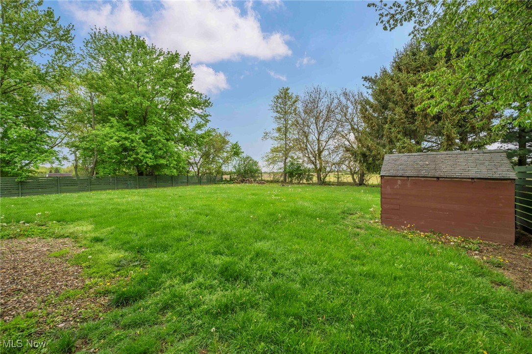 2025 W River Road, Elyria, Ohio image 32