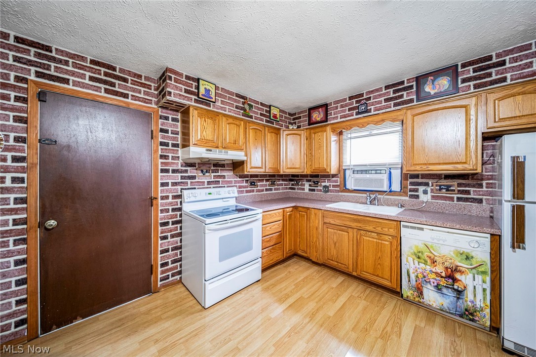 Mentor Headlands Park Sub - Residential